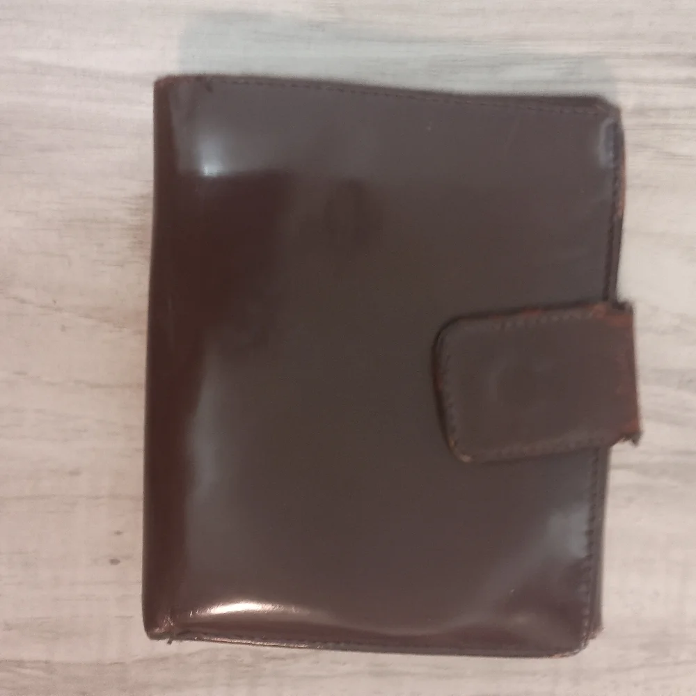 Authentic GUCCI Logo  leather bag bifold wallet-RARE - Picture 2 of 14